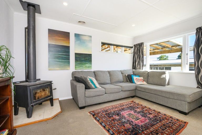 Photo of property in 11 Ngaire Street, Longburn, Palmerston North, 4412