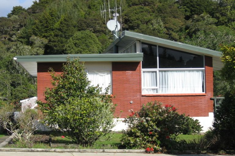 Photo of property in 17 Ranfurly Place, Te Kamo, Whangarei, 0112