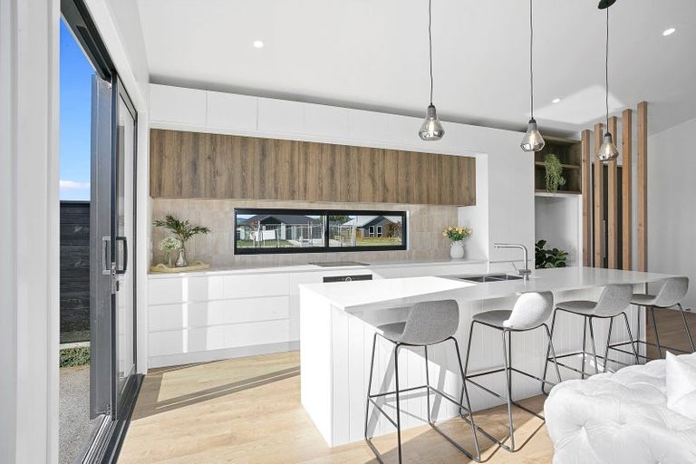 Photo of property in 4b Lewis Way, Cambridge, 3434