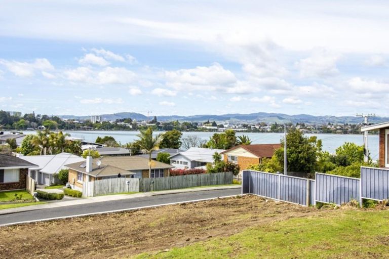 Photo of property in 63a Goods Road, Otumoetai, Tauranga, 3110