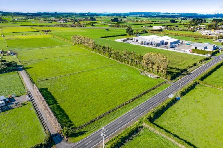 Photo of property in 84 Mawhitiwhiti Road, Normanby, Hawera, 4675