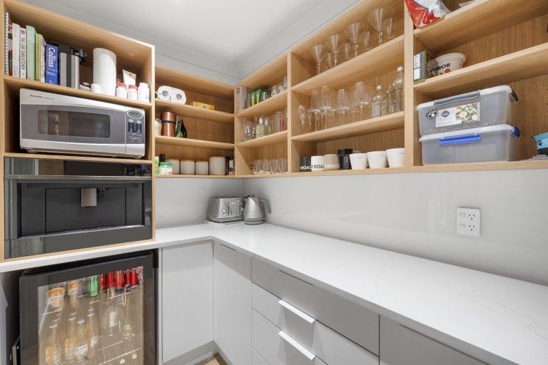 Photo of property in 9 Ellivani Rise, Pukekohe, 2120