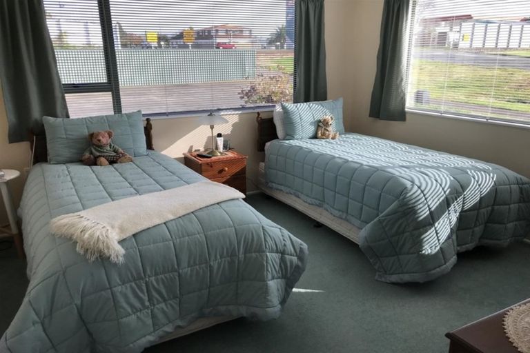 Photo of property in 27 Juliet Street, Stratford, 4332