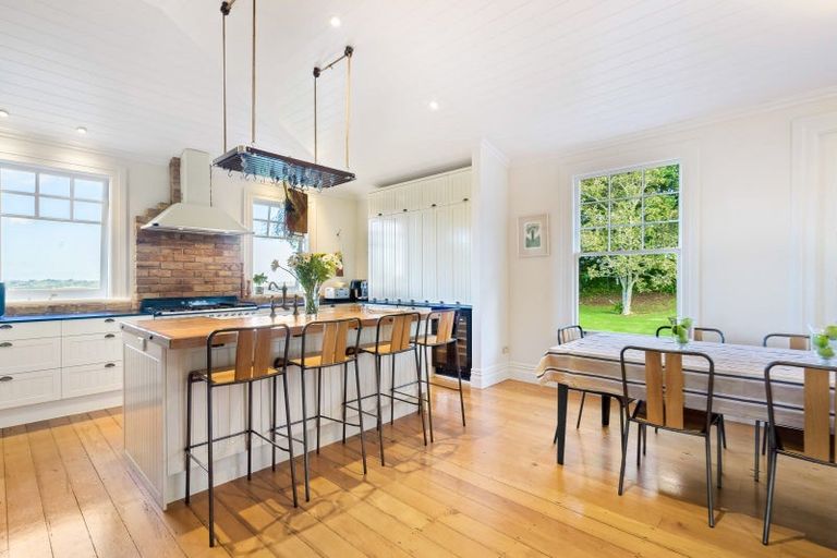 Photo of property in 140 Anzac Road, Pukekohe, 2120