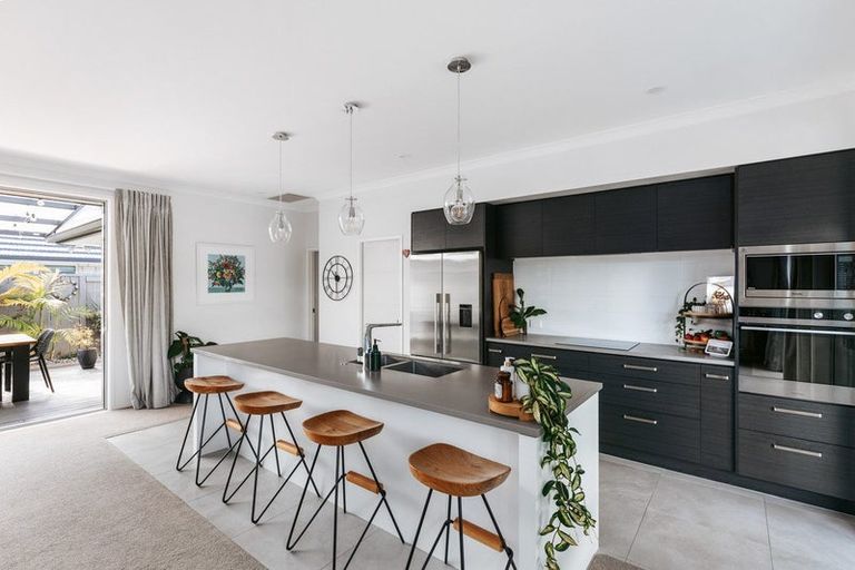 Photo of property in 13 Shoreview Close, Omokoroa, 3114