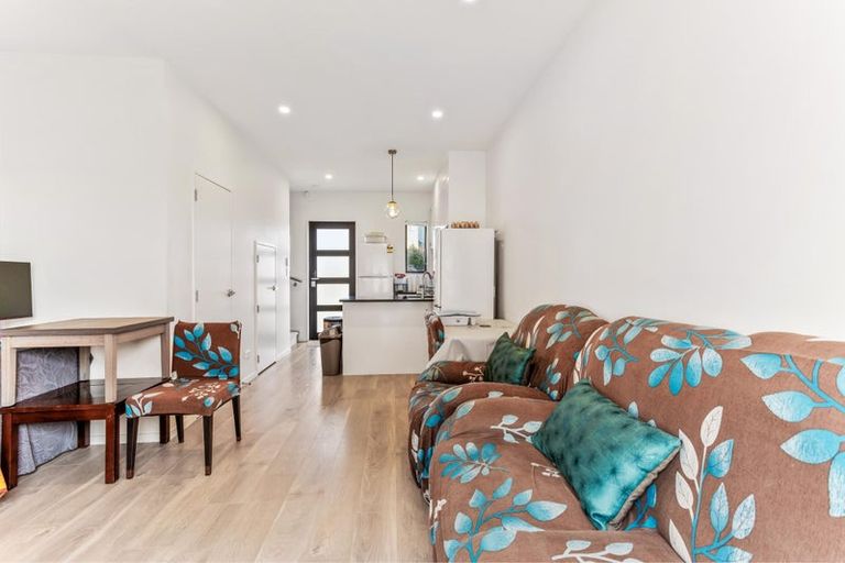 Photo of property in 10/36 Westgate Drive, Westgate, Auckland, 0614