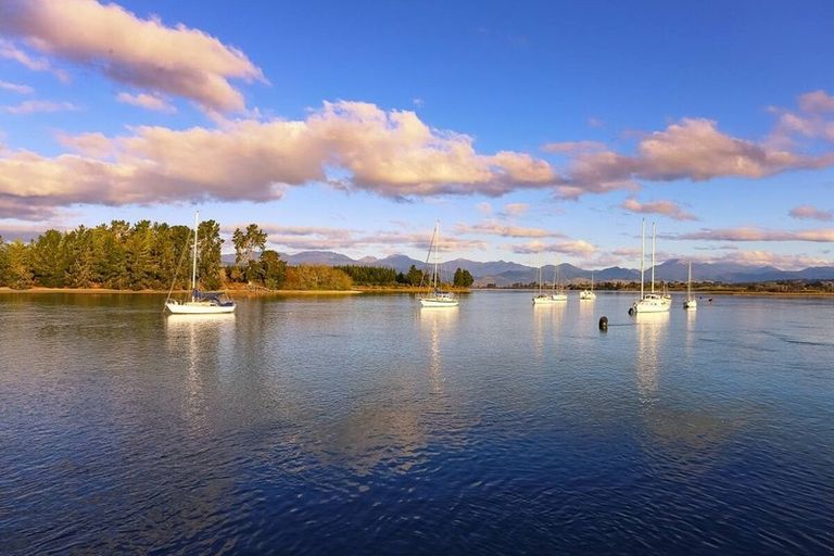 Photo of property in 49 Aranui Road, Mapua, 7005