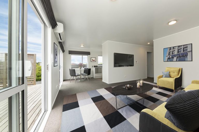 Photo of property in 29 Maude Street, Riverhead, 0820