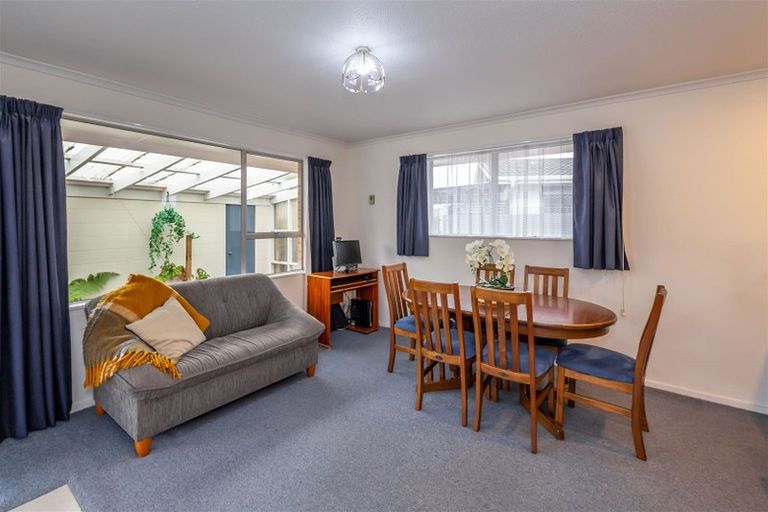 Photo of property in 22 Bucknell Street, Sockburn, Christchurch, 8042