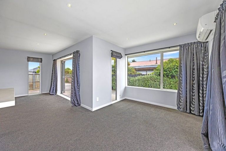 Photo of property in 25 Pegasus Avenue, North New Brighton, Christchurch, 8083