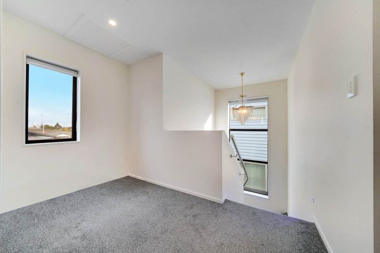 Photo of property in 73 Bellbird Street, Papakura, 2110
