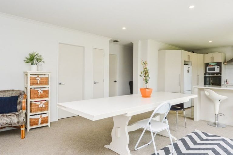 Photo of property in 5 Waikai Close, Ruakura, Hamilton, 3214