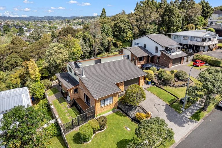 Photo of property in 64 Rhinevale Close, Henderson, Auckland, 0612