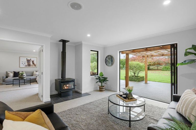 Photo of property in 1/736 Sandy Knolls Road, West Melton, Christchurch, 7675