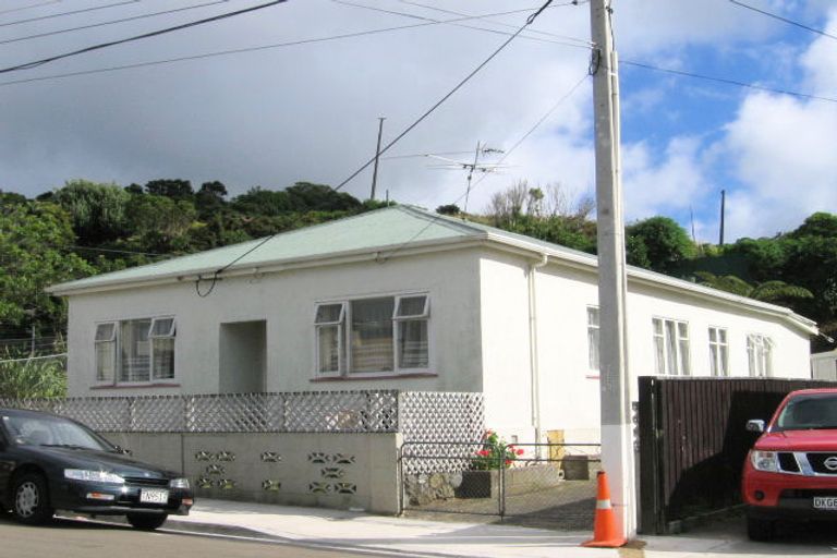 Photo of property in 14 Palm Grove, Berhampore, Wellington, 6023