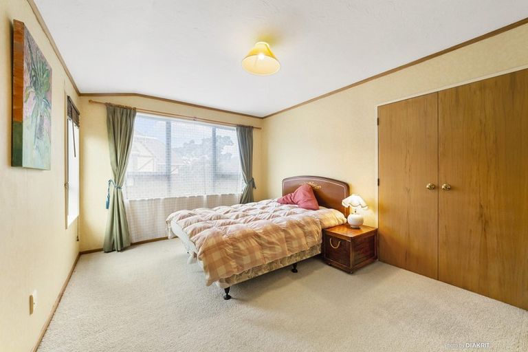 Photo of property in 41 Burbank Crescent, Churton Park, Wellington, 6037