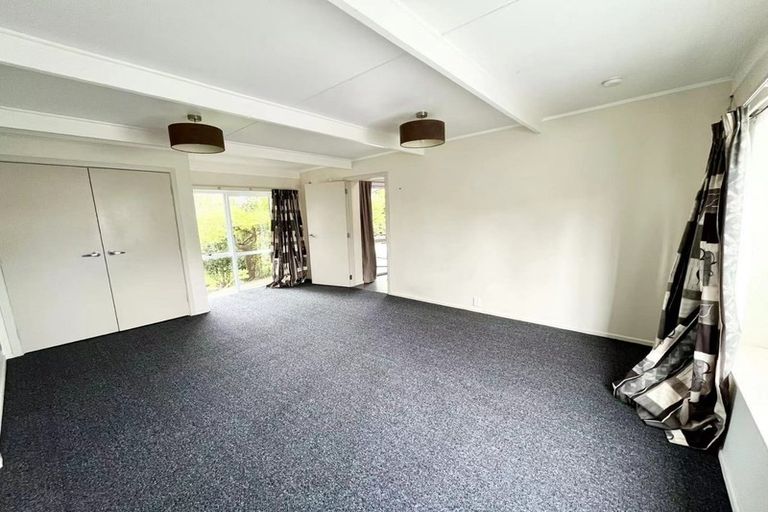 Photo of property in 158b Titirangi Road, New Lynn, Auckland, 0600