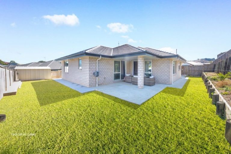 Photo of property in 24 Hillpark Drive, Pokeno, 2402
