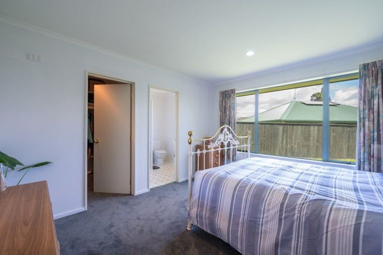 Photo of property in 17 Kingsford Drive, Stoke, Nelson, 7011