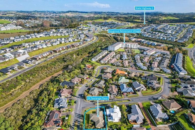 Photo of property in 24 Tauranga Place, Orewa, 0931