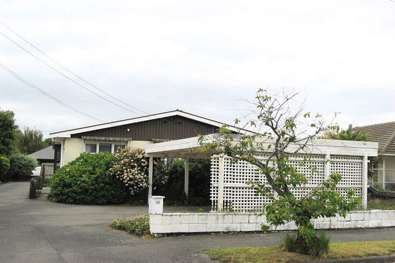 Photo of property in 2/16 Shaftesbury Street, Avonhead, Christchurch, 8042