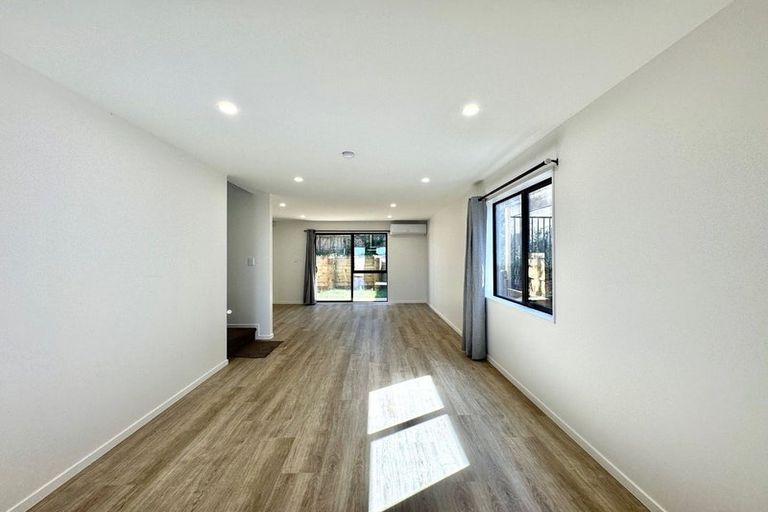 Photo of property in 50e Greenmeadows Avenue, Manurewa East, Auckland, 2102