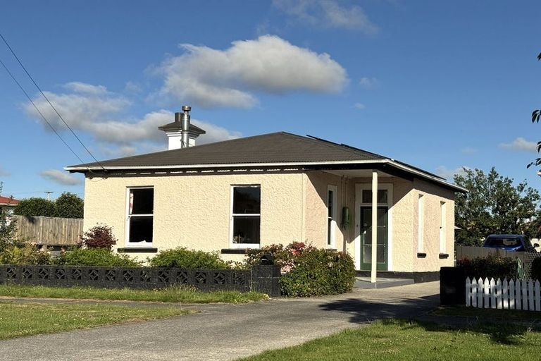 Photo of property in 44 Lanark Street, Balclutha, 9230