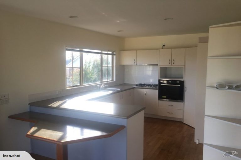 Photo of property in 2/22 Spencer Road, Pinehill, Auckland, 0632