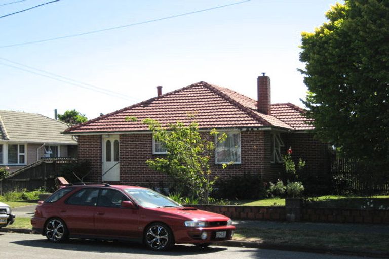 Photo of property in 19 Ormandy Place, Bromley, Christchurch, 8062