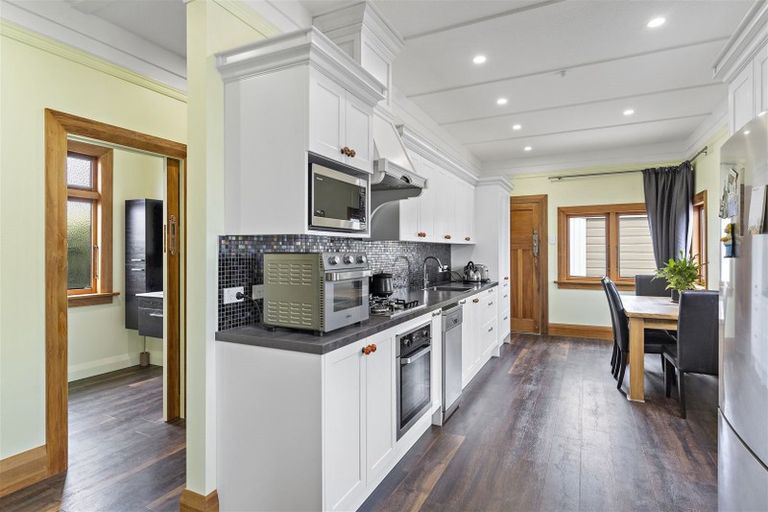 Photo of property in 12 Albert Street, Masterton, 5810