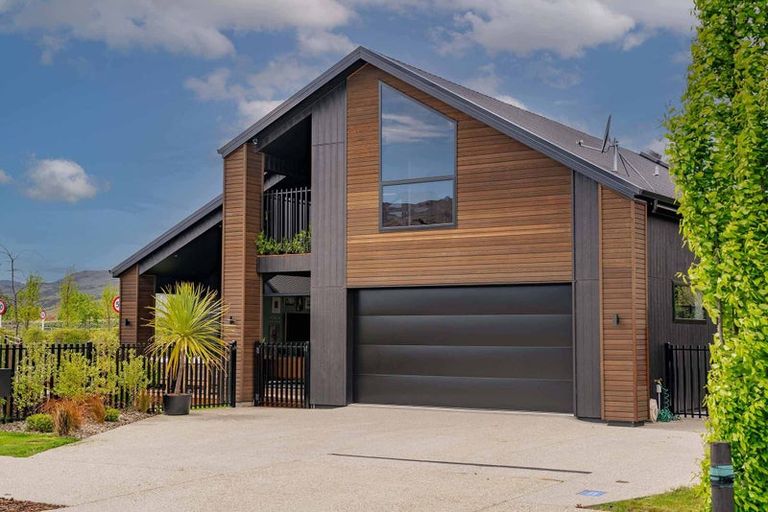 Photo of property in Wooing Tree Vineyard Ltd, 2 Blondie Drive, Cromwell, 9310