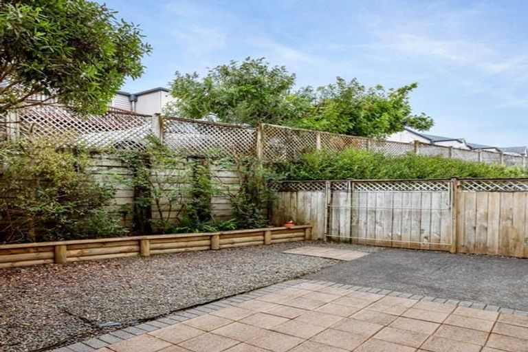 Photo of property in 145e Hobsonville Road, West Harbour, Auckland, 0618