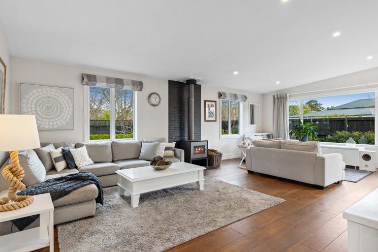 Photo of property in 90 Hawthorne Street, Strowan, Christchurch, 8052