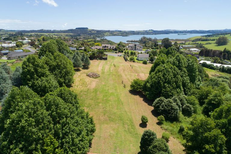 Photo of property in 10 Heron Hill, Kerikeri, 0230