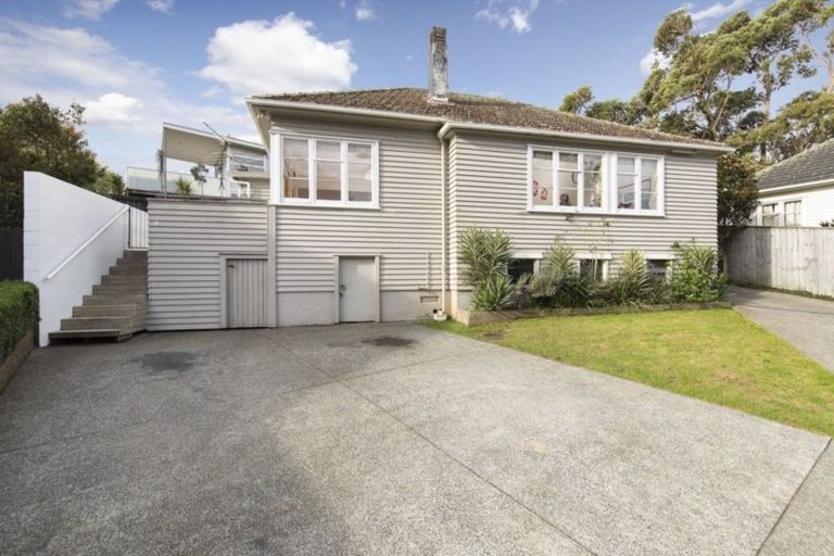 Photo of property in 8 Barrister Avenue, Mount Roskill, Auckland, 1042
