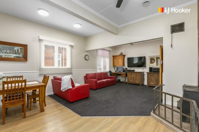 Photo of property in 376 Bay View Road, Saint Clair, Dunedin, 9012