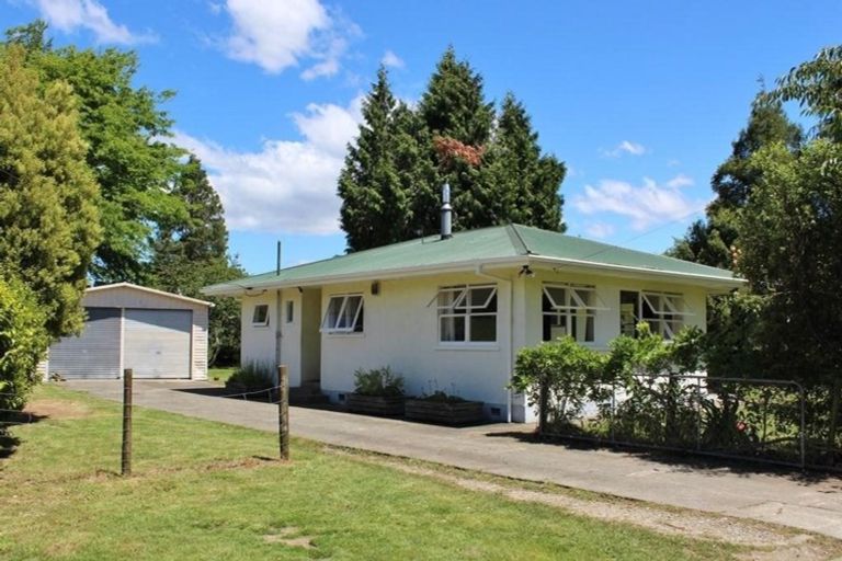 Photo of property in 18 Rototai Road, Takaka, 7110