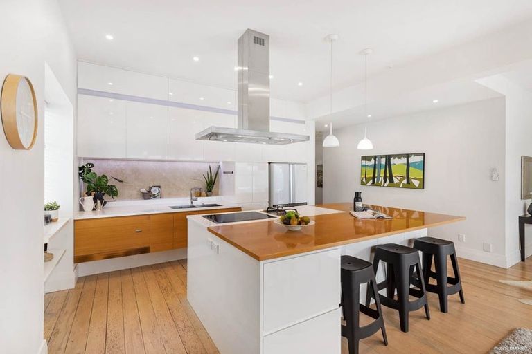 Photo of property in 45 View Road, Mount Eden, Auckland, 1024