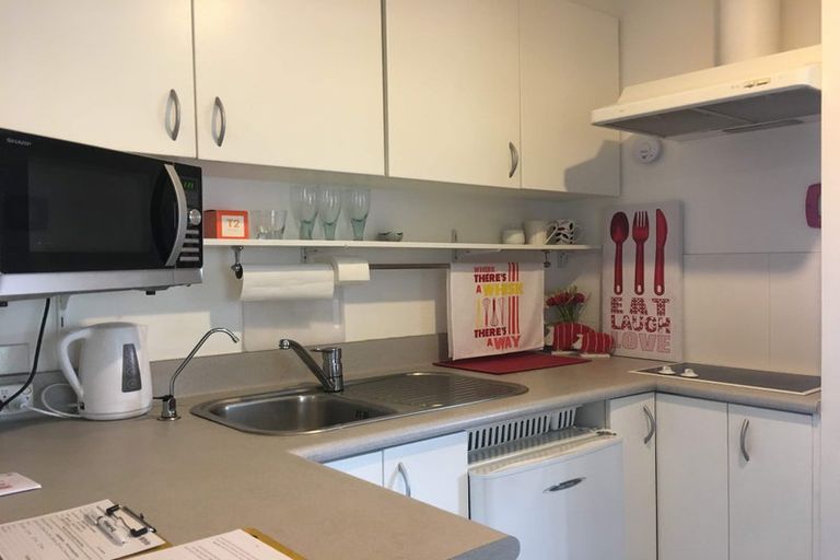 Photo of property in Capital Hill Apartments, 11/54 Hill Street, Thorndon, Wellington, 6011