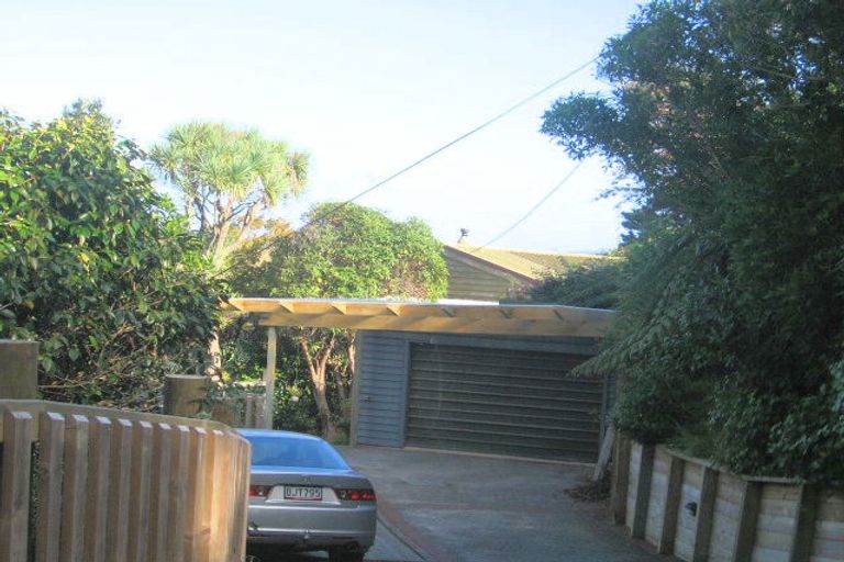 Photo of property in 29 Ferry Road, Days Bay, Lower Hutt, 5013