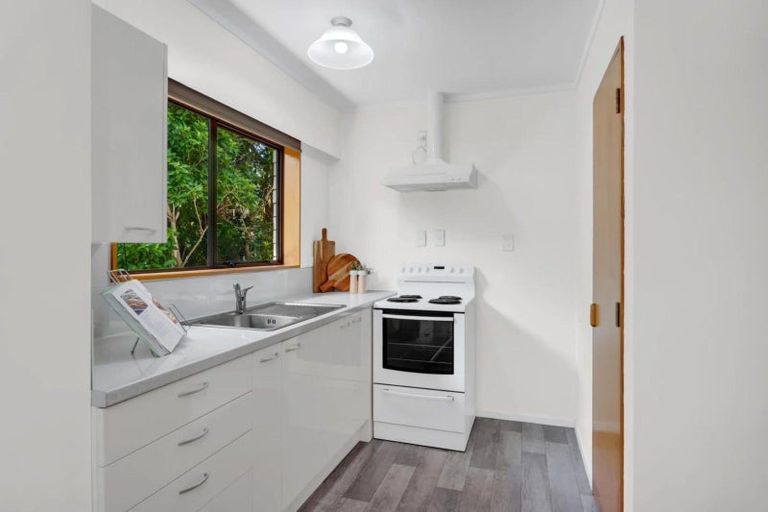 Photo of property in 263a Huatoki Street, Upper Vogeltown, New Plymouth, 4310