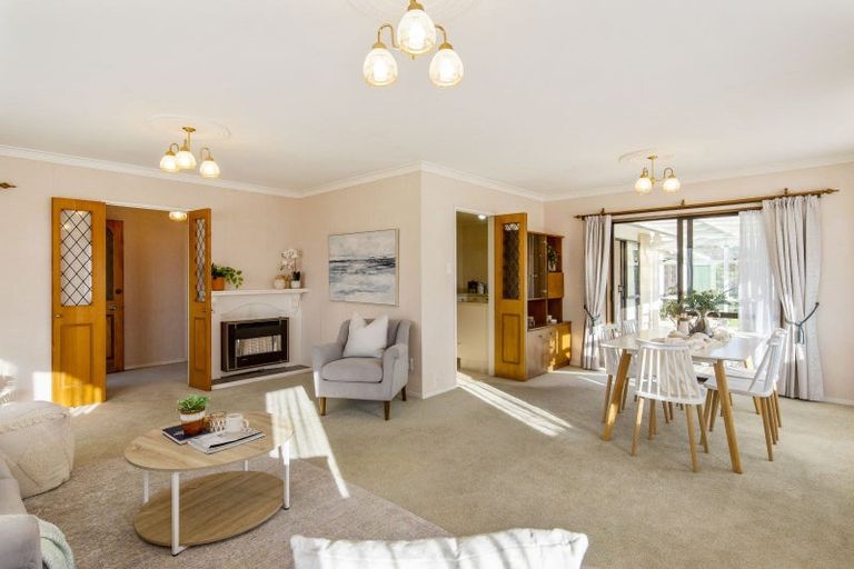 Photo of property in 82 Kapanui Road, Waikanae, 5036