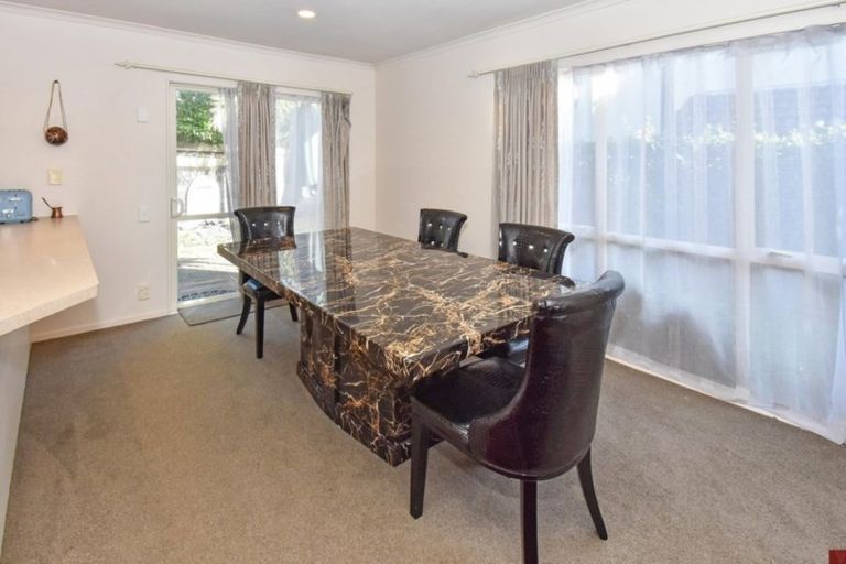 Photo of property in 45e Redoubt Road, Goodwood Heights, Auckland, 2105