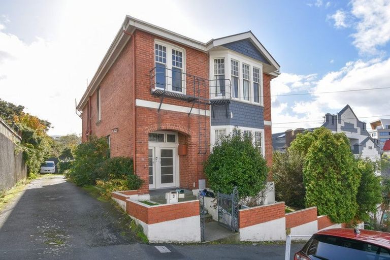 Photo of property in 4 View Street, Dunedin Central, Dunedin, 9016