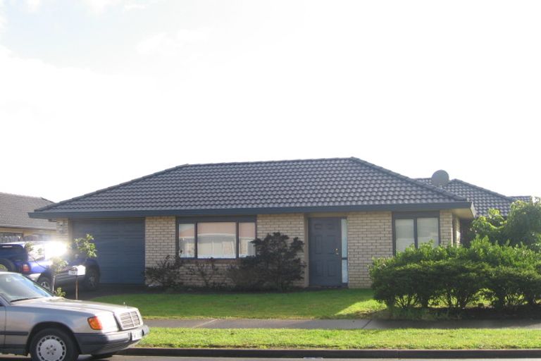 Photo of property in 12 Ballybay Road, East Tamaki, Auckland, 2016