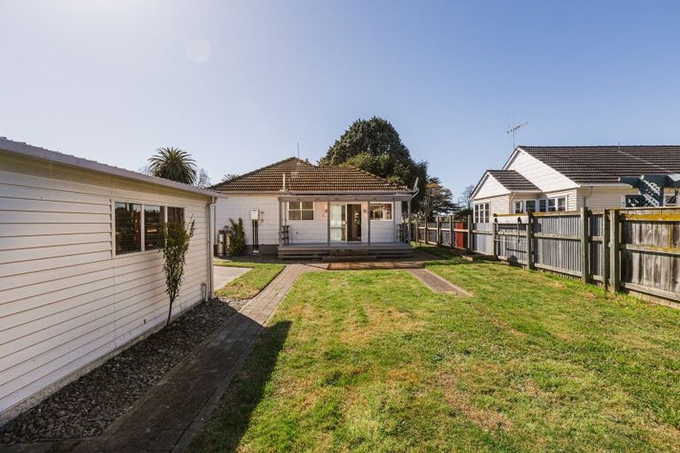 Photo of property in 60 Douglas Mclean Avenue, Marewa, Napier, 4110