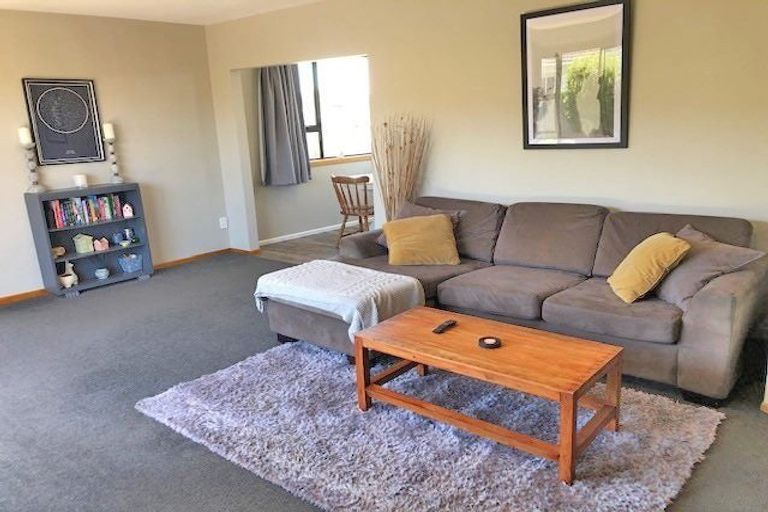 Photo of property in 12 Scotswood Place, Rangiora, 7400