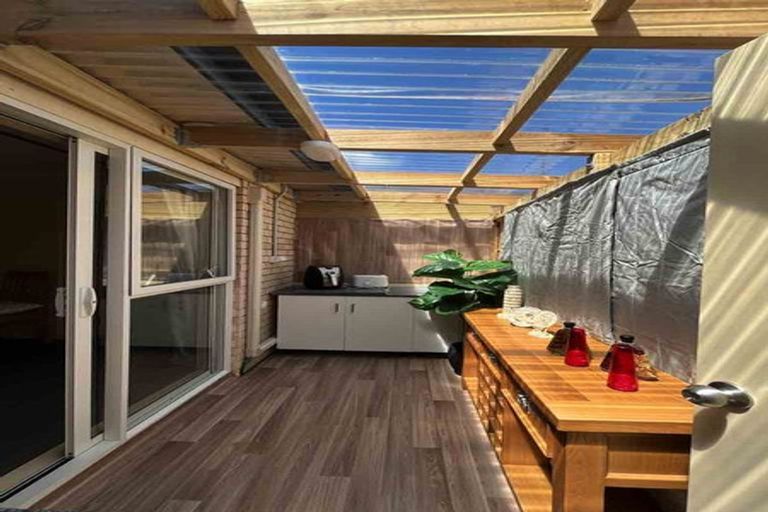 Photo of property in 25 Baltersan Drive, Flat Bush, Auckland, 2016