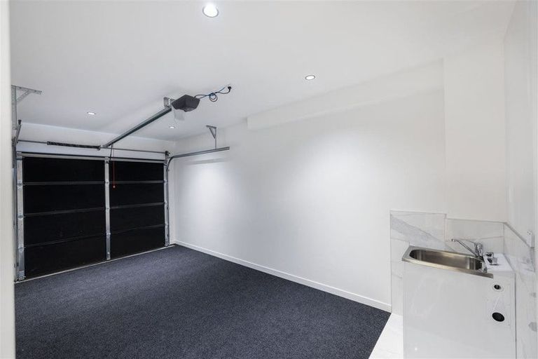 Photo of property in 2/48 Victor Street, Avondale, Auckland, 1026