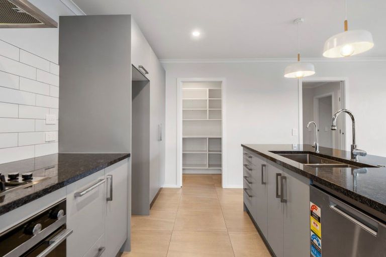 Photo of property in 6 Howie Rise, Te Puke, 3119